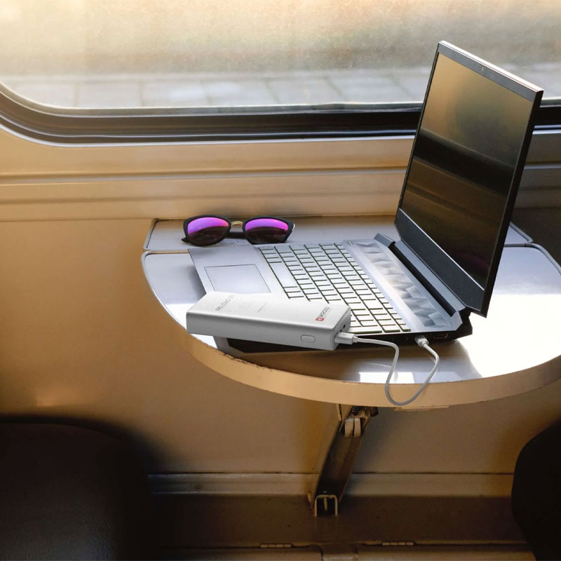 SKROSS Reload 20 PD 100W 20,000mAh Power Bank